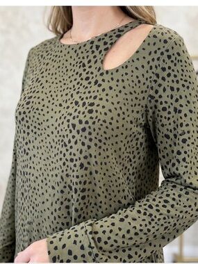 Cato Olive Night Animal Print Cutout Neck Blouse NWT Large